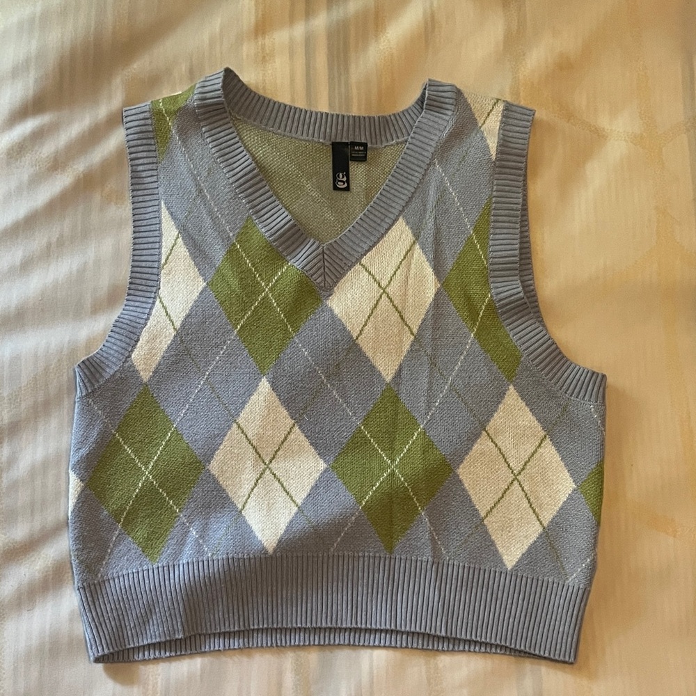 V-Neck Sweater Vest - Light Purple and Olive